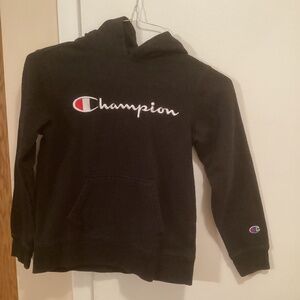 Champion Script pullover hoodie (youth M)